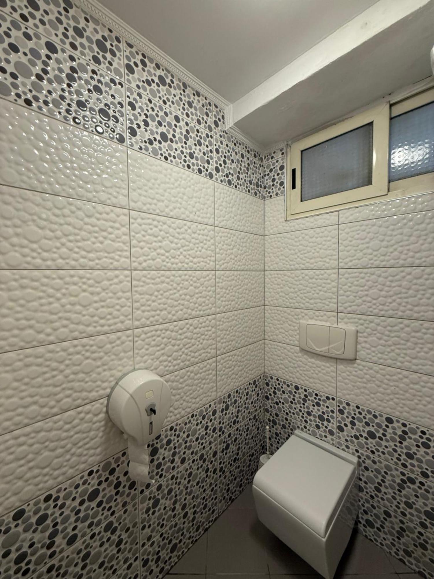 Apartamento Aba Jacuzzi Tirana